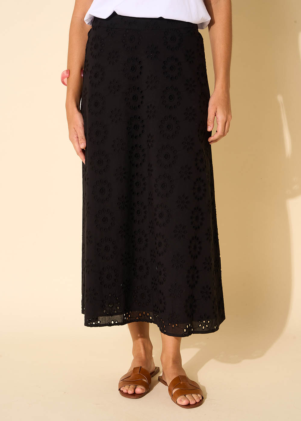 Julina - Jupe Midi En Broderie Sud Express seconde main photo 6